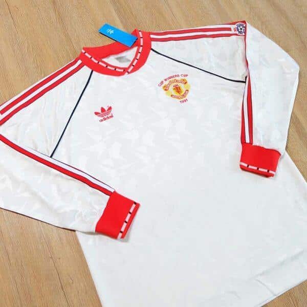 MAILLOT RETRO MANCHESTER UNITED DOMICILE VAINQUEUR COUPE DES COUPES MANCHES LONGUES 1990-1991