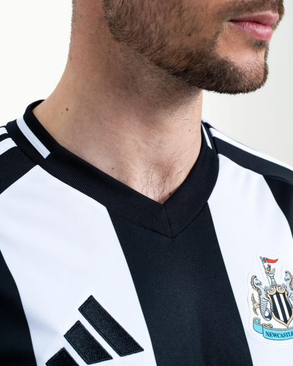 MAILLOT NEWCASTLE DOMICILE SAISON 2024-2025